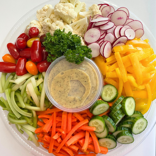 Plateaux de légumes avec trempette